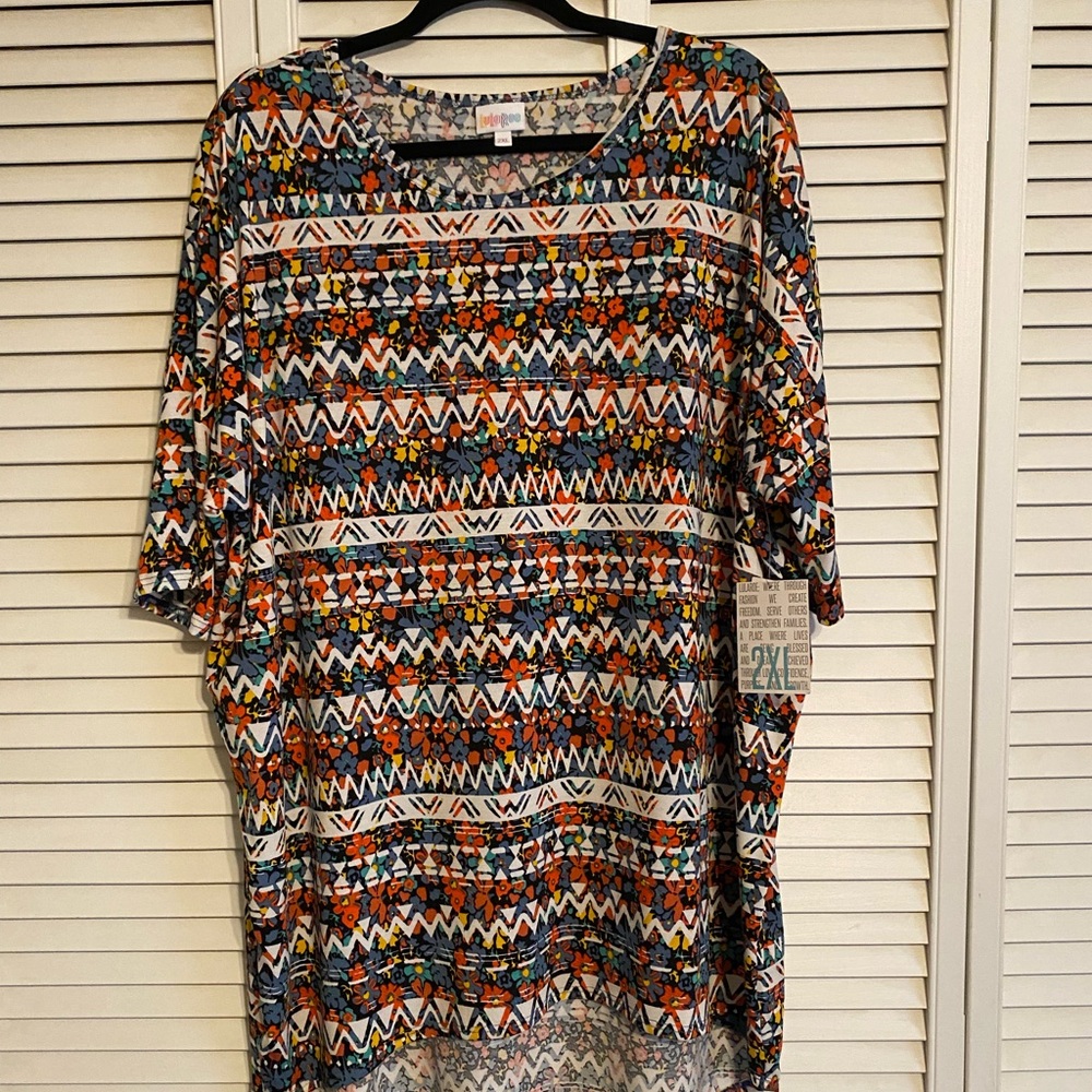 COPY - LuLaRoe Irma Tunic